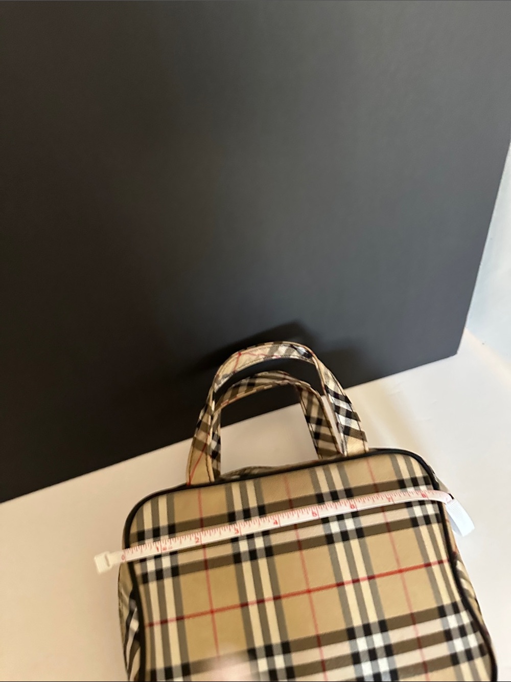 Burberrys Plaid Handheld Cosmetic Bag - Beige, Black, Red NWOT - Picture 5 of 9